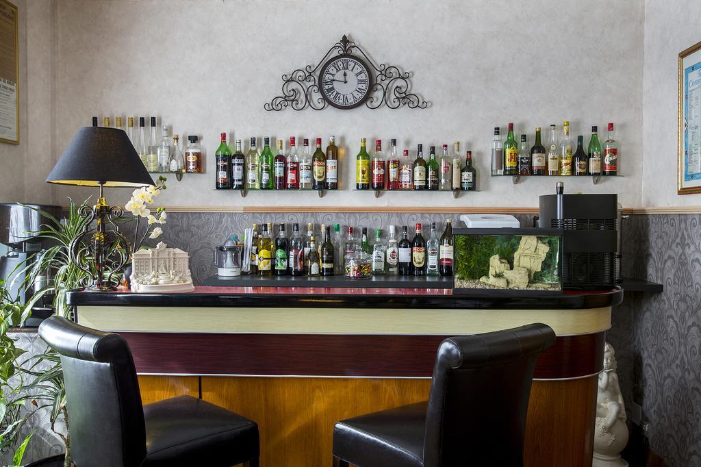 Logis Hotel Restaurant La Tete Des Faux Le Bonhomme Kültér fotó