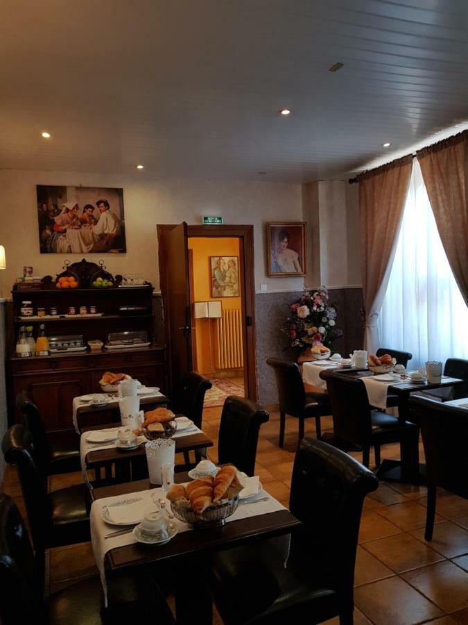 Logis Hotel Restaurant La Tete Des Faux Le Bonhomme Kültér fotó